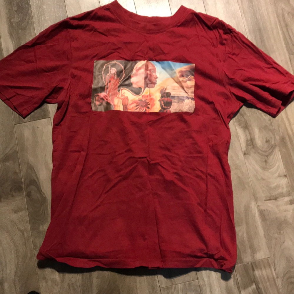 T-shirt